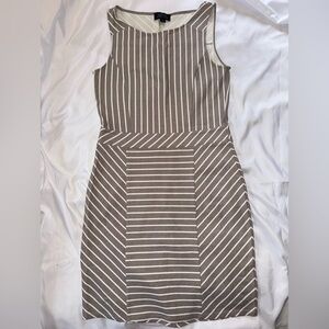 Tahari Arthur S. Levine Striped Sleeveless Dress. Size 6 Tan and Cream.